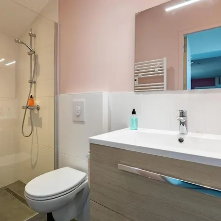 Le Safran - Belle Maison De Plain Pied - 2 Chambres - Terrasse - 600m Plage Dinard